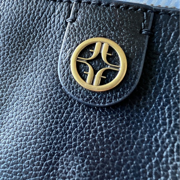 Fossil Black Womens Leather Wristlet with Gold Accent Wedding Guest Clutch Bag - Picture 2 of 12